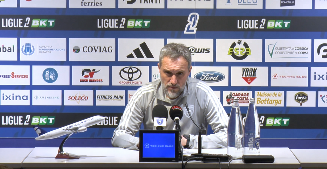 football autocollant SC Bastia Sporting Club Bastia Corsica Testa Mora football autocollant SC Bastia Sporting Club Bastia Corsica Testa Mora