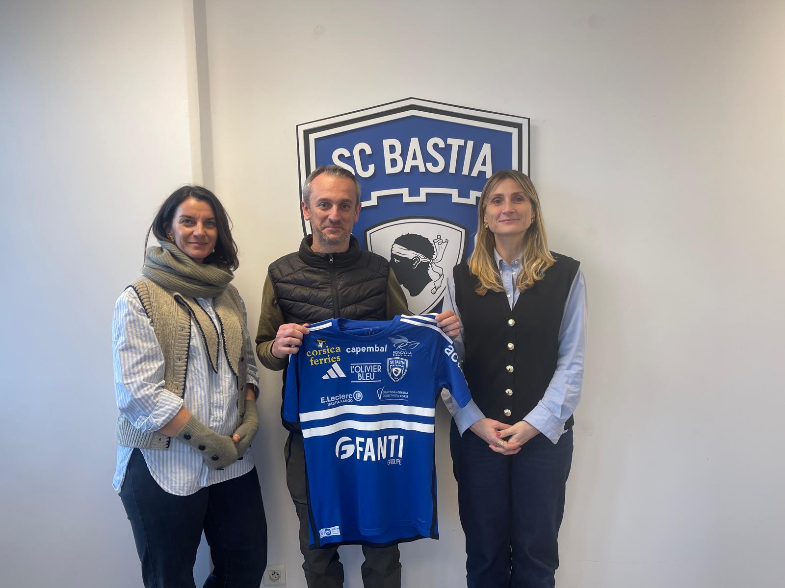 Le Sporting partenaire de l'association INSEME