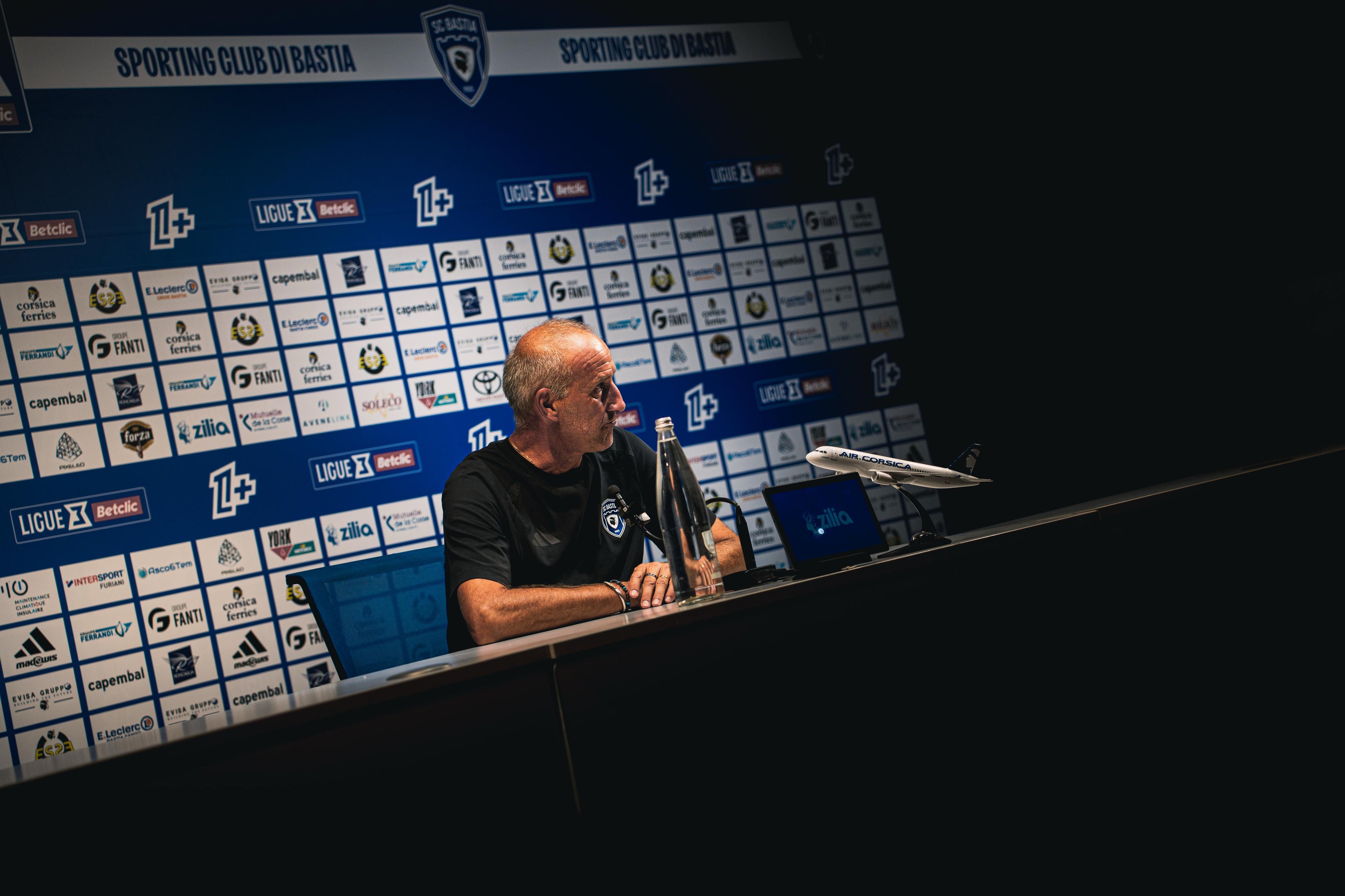 J3 : SC BASTIA 2-3 FC VERSAILLES - A REAZZIONE